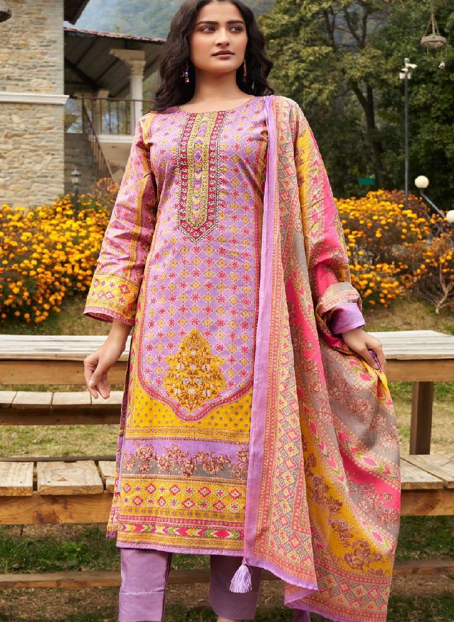 Gunjan Open Pic By Mumtaz Arts